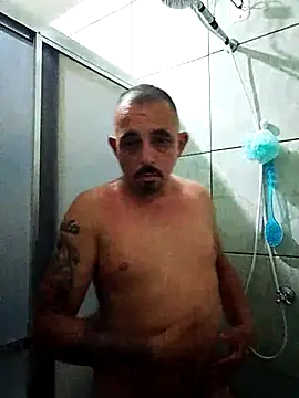 Snapshot of MORENORC79 chatting on April 2026 12:42:02 AM MORENORC79 online show from April 2026 12:42:02 AM