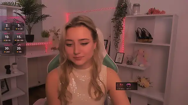 Lulu   Moon online show from November 2025 08:36:01 AM