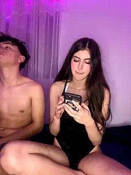 Snapshot of AlessiaLuxx chatting on December 2025 01:26:02 AM AlessiaLuxx online show from December 2025 01:26:02 AM