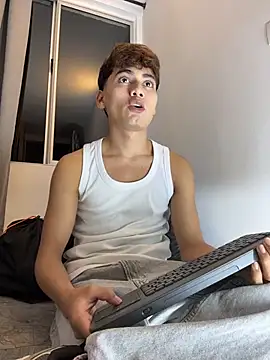 Snapshot of santi_Rush chatting on November 2025 12:53:02 AM santi Rush online show from November 2025 12:53:02 AM