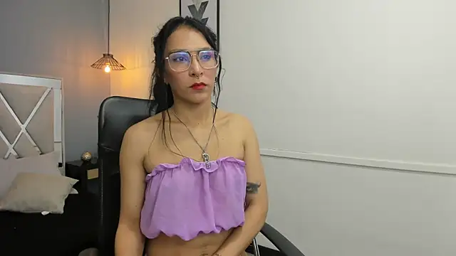 Snapshot of Maite_black chatting on November 2025 02:56:02 AM Maite black online show from November 2025 02:56:02 AM