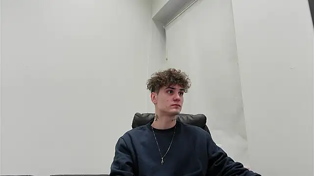 Snapshot of Nick_Phillip chatting on November 2025 01:51:01 PM Nick Phillip online show from November 2025 01:51:01 PM