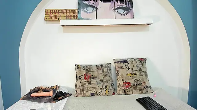 honey  hott online show from October 2025 08:10:01 PM