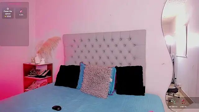 SofiRuiz  online show from February 2026 03:43:01 AM