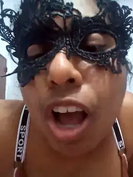 Expose Queen online show from April 2026 05:04:02 PM