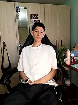 heyy noah11 online show from January 2026 01:19:01 AM