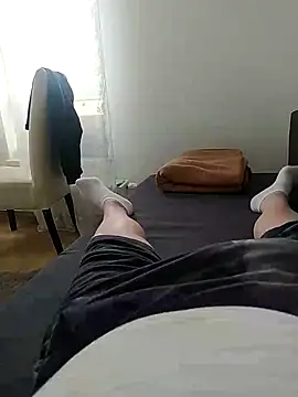 Snapshot of RaspuT002 chatting on February 2026 02:17:02 PM RaspuT002 online show from February 2026 02:17:02 PM