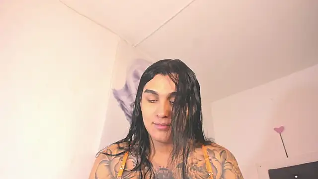 Snapshot of BiancaValentinna chatting on November 2025 05:12:01 PM BiancaValentinna online show from November 2025 05:12:01 PM