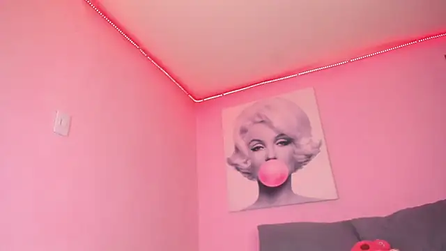 BiancaValentinna online show from February 2026 10:25:01 PM