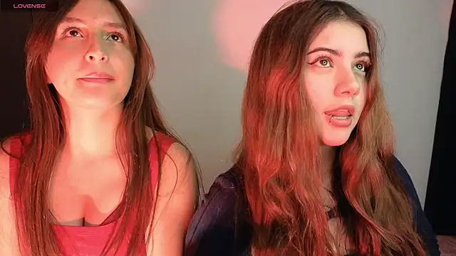 Snapshot of Leah_moon1 chatting on January 2026 02:48:02 AM Leah moon1 online show from January 2026 02:48:02 AM