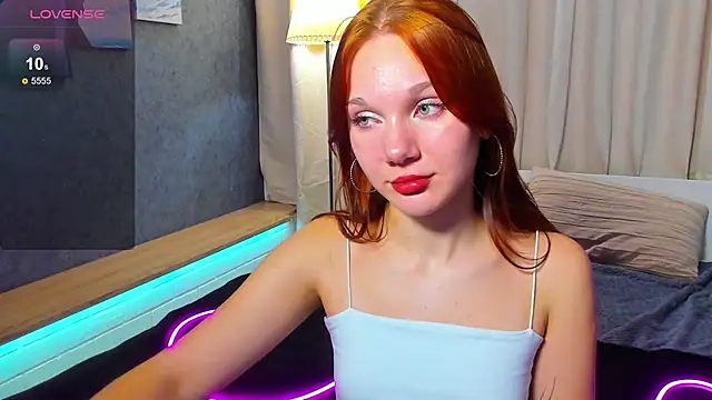 Snapshot of MargoViento chatting on November 2025 09:11:01 PM MargoViento online show from November 2025 09:11:01 PM