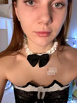 Snapshot of MargoViento chatting on November 2025 02:22:01 AM MargoViento online show from November 2025 02:22:01 AM