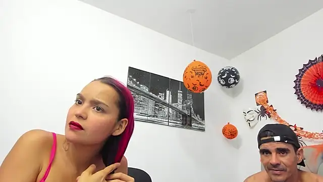 Snapshot of Sofi_And_Santy chatting on October 2025 01:30:02 AM Sofi And Santy online show from October 2025 01:30:02 AM