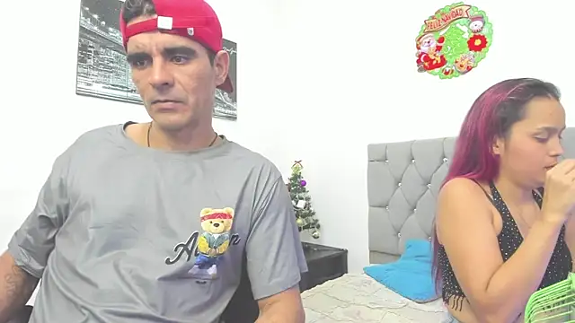 Snapshot of Sofi_And_Santy chatting on January 2026 12:26:01 AM Sofi And Santy online show from January 2026 12:26:01 AM