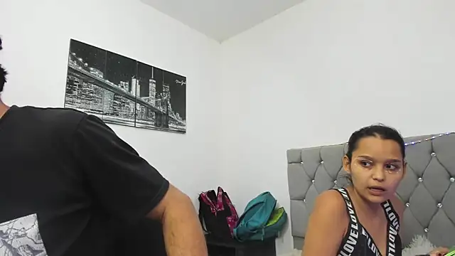 Snapshot of Sofi_And_Santy chatting on February 2026 01:15:01 AM Sofi And Santy online show from February 2026 01:15:01 AM