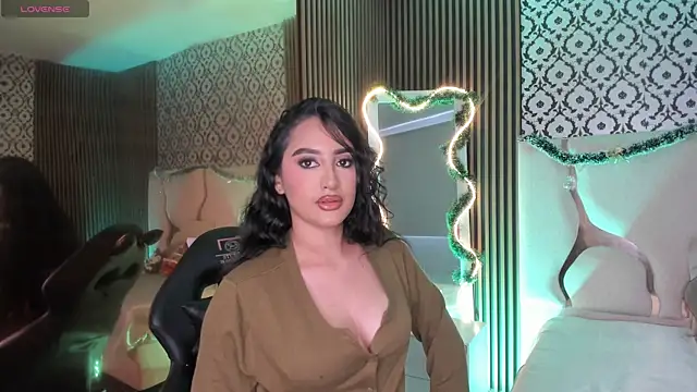 BEELLA TAY1 online show from November 2025 07:17:01 PM