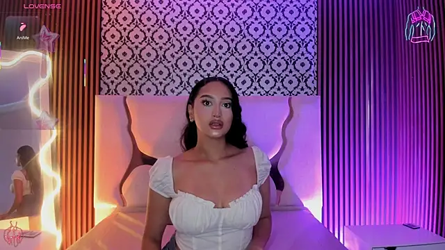 BEELLA TAY1 online show from February 2026 12:00:01 PM