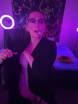 MiniMonroe online show from October 2025 08:37:02 AM