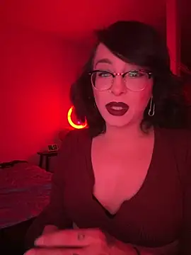 MiniMonroe online show from November 2025 06:24:01 AM