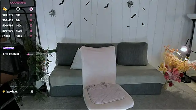 Snapshot of Erika_Kim chatting on October 2025 05:48:02 AM Erika Kim online show from October 2025 05:48:02 AM