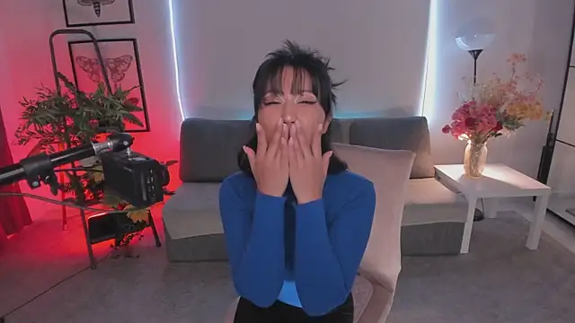 Snapshot of Erika_Kim chatting on November 2025 05:50:02 AM Erika Kim online show from November 2025 05:50:02 AM