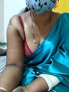 Snapshot of Best_Kannada_Couple chatting on October 2025 05:39:01 PM Best Kannada Couple online show from October 2025 05:39:01 PM