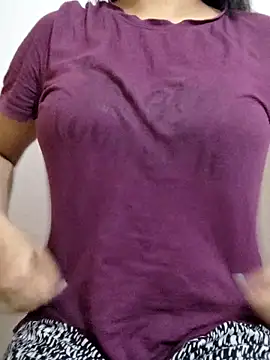 Snapshot of Tanha18 chatting on October 2025 10:50:01 PM Tanha18 online show from October 2025 10:50:01 PM