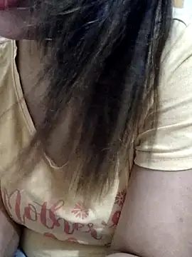 Snapshot of Tanha18 chatting on October 2025 12:34:02 PM Tanha18 online show from October 2025 12:34:02 PM