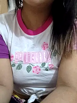 Snapshot of Tanha18 chatting on October 2025 09:13:02 AM Tanha18 online show from October 2025 09:13:02 AM