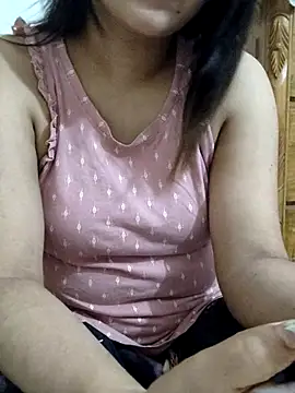 Snapshot of Tanha18 chatting on November 2025 10:04:02 AM Tanha18 online show from November 2025 10:04:02 AM