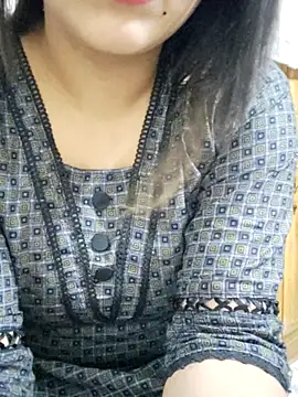 Snapshot of Tanha18 chatting on November 2025 12:37:02 PM Tanha18 online show from November 2025 12:37:02 PM