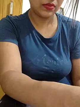 Snapshot of Tanha18 chatting on November 2025 06:38:02 AM Tanha18 online show from November 2025 06:38:02 AM