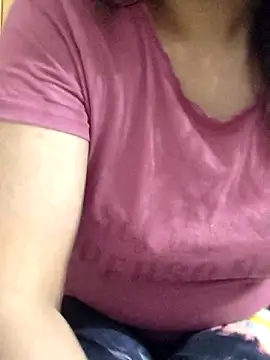 Snapshot of Tanha18 chatting on December 2025 05:51:02 PM Tanha18 online show from December 2025 05:51:02 PM