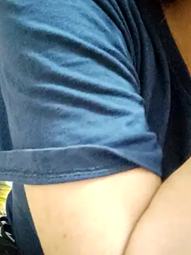 Snapshot of Tanha18 chatting on December 2025 07:53:02 PM Tanha18 online show from December 2025 07:53:02 PM