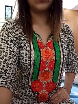 Tanha18 online show from May 2026 05:25:02 AM