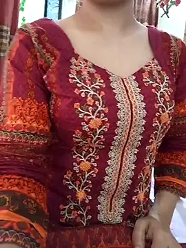 Tanha18 online show from June 2026 03:25:01 AM