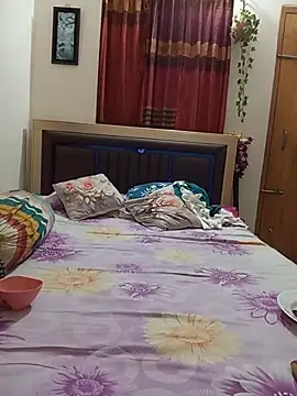 Tanha18 online show from August 2026 02:52:01 PM