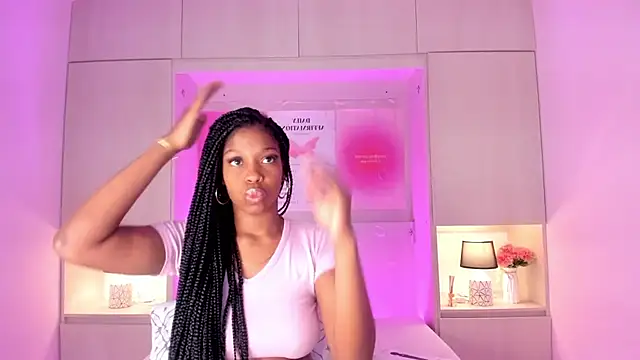 MaraBaker online show from October 2025 12:15:01 PM