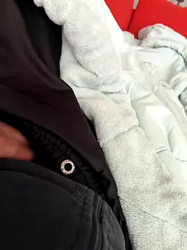 Snapshot of 35izmir3535i chatting on October 2025 05:18:01 AM 35izmir3535i online show from October 2025 05:18:01 AM