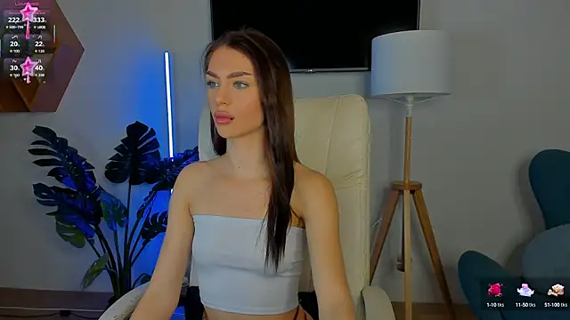 Snapshot of Cherryy_Kiss chatting on October 2025 02:48:02 PM Cherryy Kiss online show from October 2025 02:48:02 PM