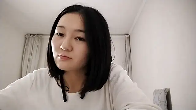 Snapshot of Lyndasilk chatting on October 2025 03:13:01 PM Lyndasilk online show from October 2025 03:13:01 PM