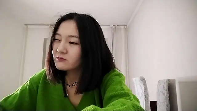 Snapshot of Lyndasilk chatting on November 2025 03:14:02 PM Lyndasilk online show from November 2025 03:14:02 PM