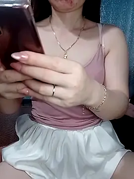 LeanaLy online show from June 2026 12:37:01 PM
