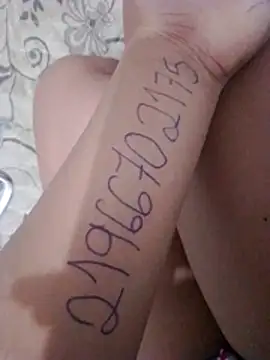 Snapshot of Camilanifeta chatting on December 2025 03:52:01 PM Camilanifeta online show from December 2025 03:52:01 PM