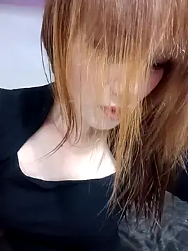 Snapshot of Labi2k chatting on November 2025 09:31:01 AM Labi2k online show from November 2025 09:31:01 AM