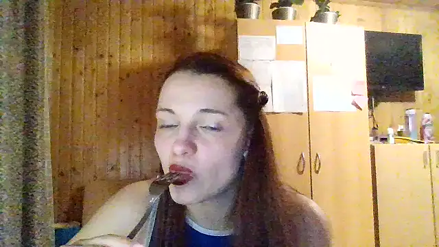 Snapshot of AmeliieLaFleur chatting on April 2026 07:22:01 PM AmeliieLaFleur online show from April 2026 07:22:01 PM