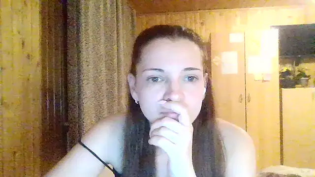 Snapshot of AmeliieLaFleur chatting on April 2026 06:30:02 PM AmeliieLaFleur online show from April 2026 06:30:02 PM