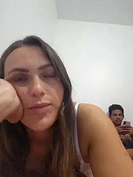 CllarinhaCortes online show from March 2026 01:39:01 PM