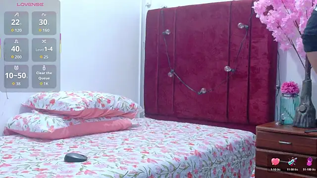 Snapshot of chubbykinkyygirl chatting on November 2025 12:49:02 PM chubbykinkyygirl online show from November 2025 12:49:02 PM