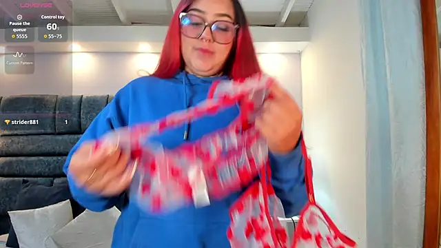 Snapshot of atennea_diiossa chatting on October 2025 11:55:02 AM atennea diiossa online show from October 2025 11:55:02 AM